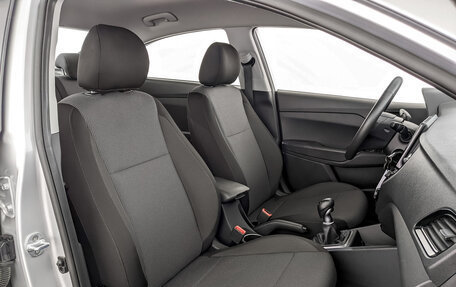 Hyundai Solaris II рестайлинг, 2021 год, 1 650 000 рублей, 22 фотография