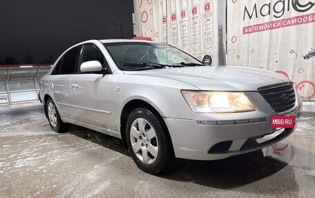 Hyundai Sonata VI, 2010 год, 550 000 рублей, 3 фотография