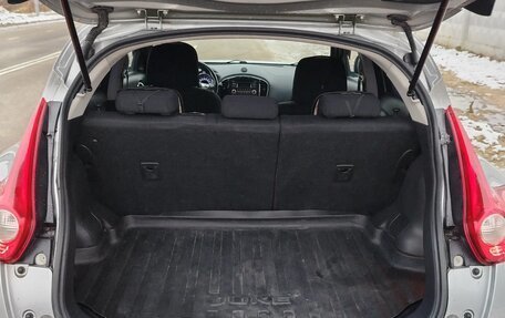 Nissan Juke II, 2011 год, 820 000 рублей, 13 фотография