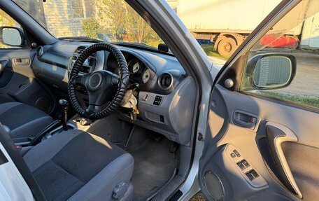 Toyota RAV4, 2000 год, 700 000 рублей, 8 фотография