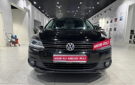 Volkswagen Jetta VI, 2012 год, 870 000 рублей, 2 фотография