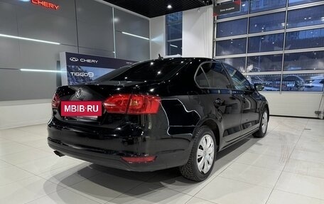 Volkswagen Jetta VI, 2012 год, 870 000 рублей, 4 фотография