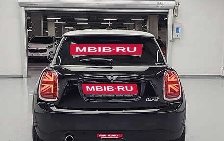 MINI Clubman, 2021 год, 2 179 000 рублей, 3 фотография