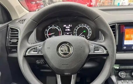 Skoda Karoq I, 2021 год, 2 090 000 рублей, 9 фотография