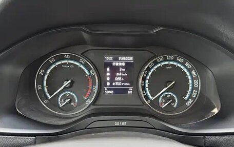 Skoda Karoq I, 2021 год, 2 090 000 рублей, 11 фотография