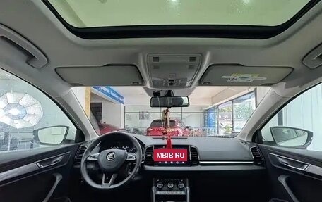 Skoda Karoq I, 2021 год, 2 090 000 рублей, 16 фотография