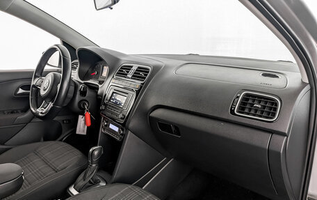 Volkswagen Polo VI (EU Market), 2018 год, 1 375 000 рублей, 11 фотография