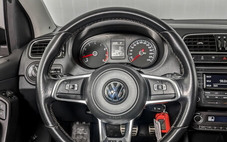 Volkswagen Polo VI (EU Market), 2018 год, 1 375 000 рублей, 21 фотография