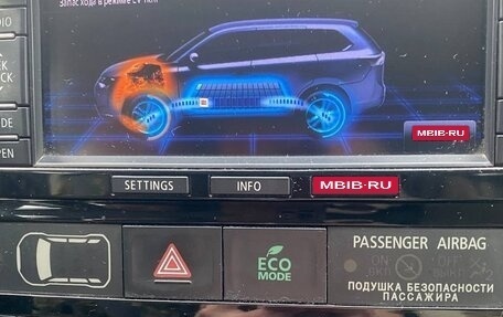 Mitsubishi Outlander III рестайлинг 3, 2014 год, 1 899 999 рублей, 12 фотография