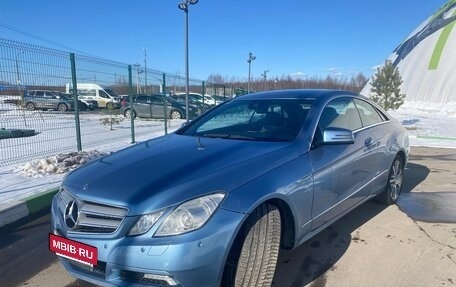 Mercedes-Benz E-Класс, 2010 год, 1 490 000 рублей, 5 фотография