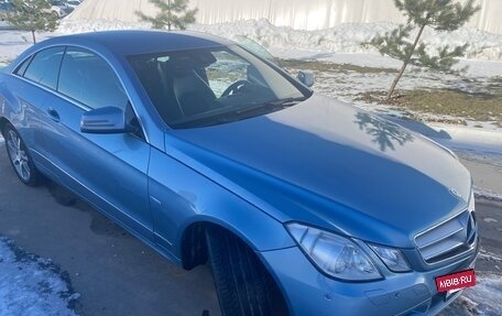 Mercedes-Benz E-Класс, 2010 год, 1 490 000 рублей, 3 фотография