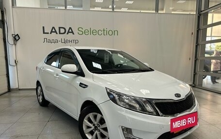 KIA Rio III рестайлинг, 2012 год, 599 000 рублей, 2 фотография