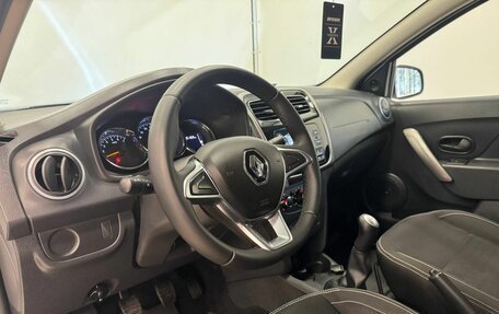 Renault Logan II, 2018 год, 865 000 рублей, 12 фотография