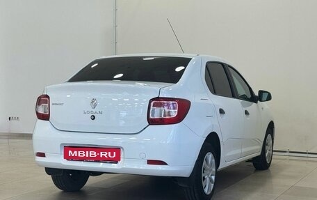 Renault Logan II, 2018 год, 865 000 рублей, 6 фотография