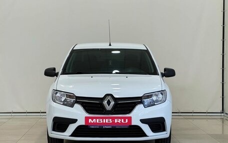 Renault Logan II, 2018 год, 865 000 рублей, 3 фотография