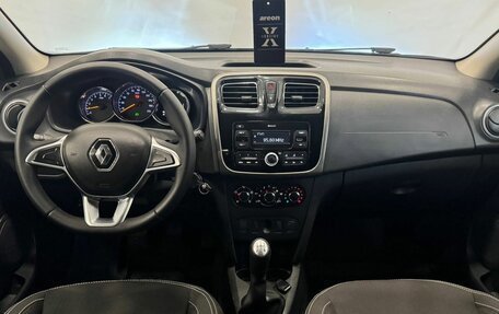 Renault Logan II, 2018 год, 865 000 рублей, 16 фотография