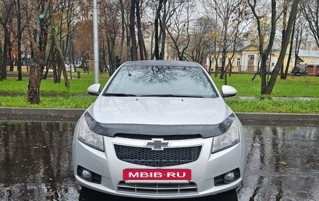 Chevrolet Cruze II, 2011 год, 605 000 рублей, 2 фотография