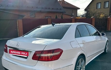 Mercedes-Benz E-Класс, 2011 год, 1 150 000 рублей, 6 фотография