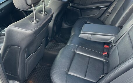 Mercedes-Benz E-Класс, 2011 год, 1 150 000 рублей, 11 фотография