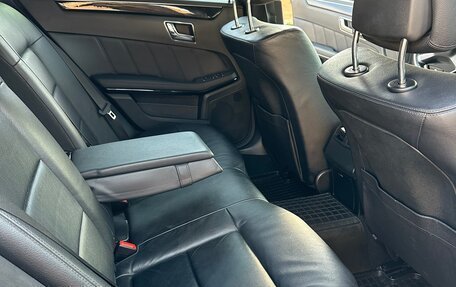 Mercedes-Benz E-Класс, 2011 год, 1 150 000 рублей, 13 фотография