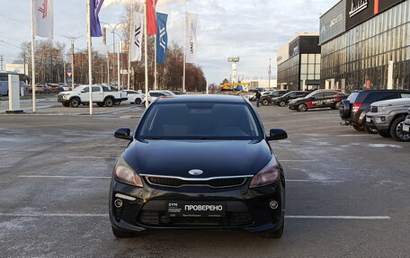 KIA Rio IV, 2018 год, 1 300 000 рублей, 2 фотография