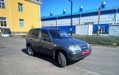 Chevrolet Niva I рестайлинг, 2016 год, 695 000 рублей, 8 фотография