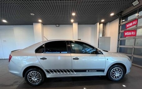 Skoda Rapid I, 2015 год, 735 000 рублей, 2 фотография