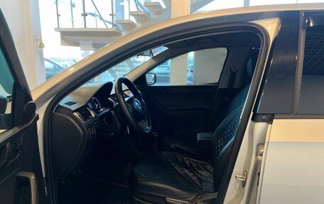 Skoda Rapid I, 2015 год, 735 000 рублей, 14 фотография