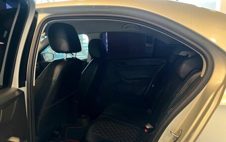 Skoda Rapid I, 2015 год, 735 000 рублей, 23 фотография