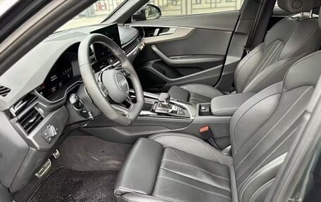 Audi A4, 2022 год, 2 140 000 рублей, 8 фотография