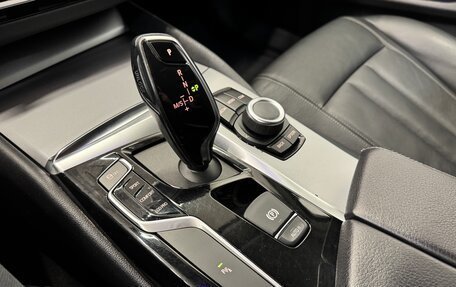 BMW 5 серия, 2018 год, 2 590 000 рублей, 14 фотография