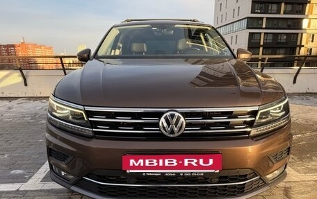 Volkswagen Tiguan II, 2018 год, 2 700 000 рублей, 12 фотография