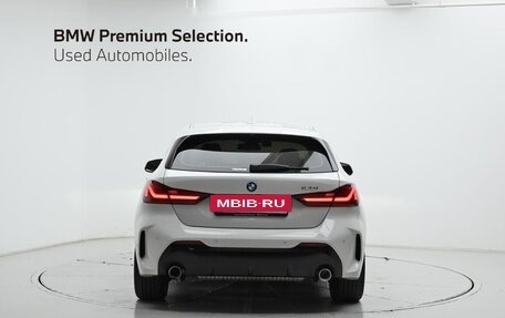 BMW 1 серия, 2023 год, 2 800 031 рублей, 2 фотография