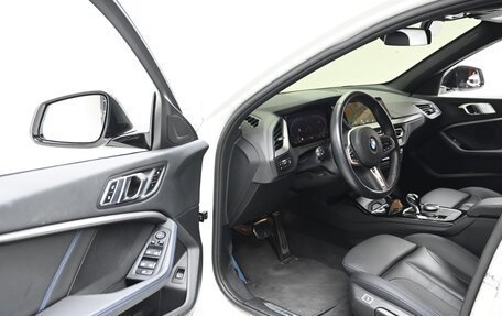 BMW 1 серия, 2023 год, 2 800 031 рублей, 5 фотография