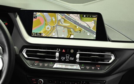 BMW 1 серия, 2023 год, 2 800 031 рублей, 8 фотография