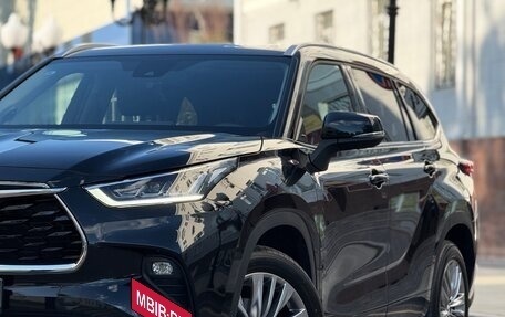 Toyota Highlander, 2025 год, 5 900 000 рублей, 10 фотография