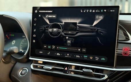 Toyota Highlander, 2025 год, 5 900 000 рублей, 30 фотография