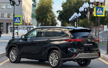 Toyota Highlander, 2025 год, 5 900 000 рублей, 23 фотография