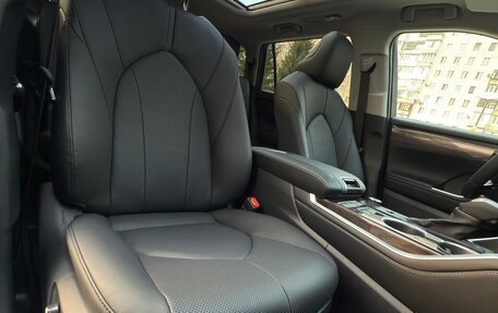 Toyota Highlander, 2025 год, 5 900 000 рублей, 34 фотография