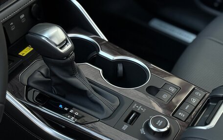 Toyota Highlander, 2025 год, 5 900 000 рублей, 31 фотография