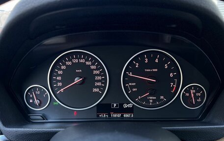 BMW 3 серия, 2016 год, 1 900 000 рублей, 13 фотография