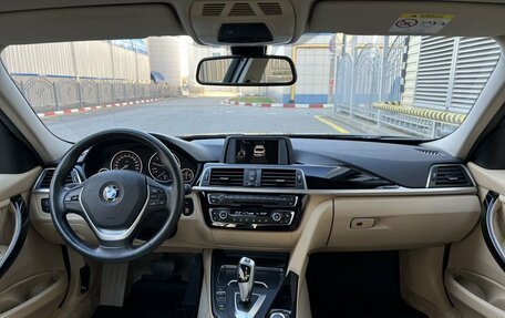 BMW 3 серия, 2016 год, 1 900 000 рублей, 20 фотография