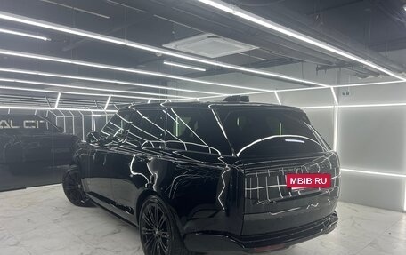 Land Rover Range Rover IV рестайлинг, 2023 год, 18 900 000 рублей, 8 фотография