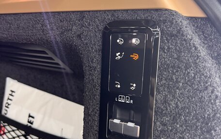 Land Rover Range Rover IV рестайлинг, 2023 год, 18 900 000 рублей, 20 фотография