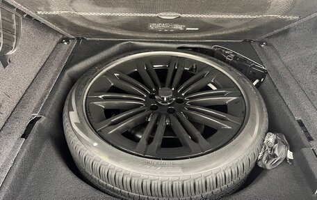 Land Rover Range Rover IV рестайлинг, 2023 год, 18 900 000 рублей, 19 фотография