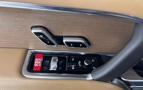 Land Rover Range Rover IV рестайлинг, 2023 год, 18 900 000 рублей, 24 фотография