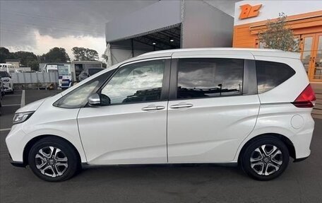 Honda Freed II, 2021 год, 1 500 213 рублей, 2 фотография