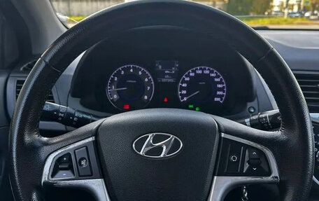 Hyundai Solaris II рестайлинг, 2011 год, 520 000 рублей, 8 фотография