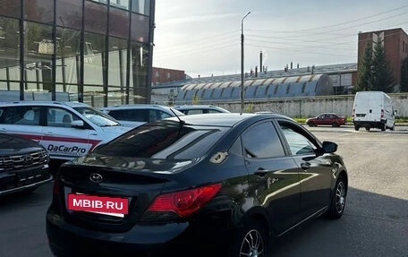 Hyundai Solaris II рестайлинг, 2011 год, 520 000 рублей, 4 фотография