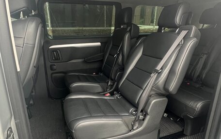 Peugeot Traveller I, 2020 год, 3 450 000 рублей, 20 фотография